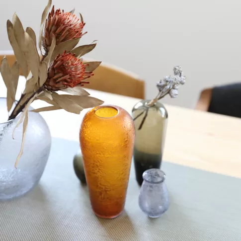 土間書斎と回遊LDKがある3階建ての家