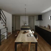 夢と記憶を受け継ぐ家。お客様の声を“物語”として届ける