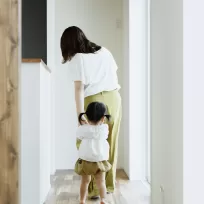 触れる場所から、素材を考える。
